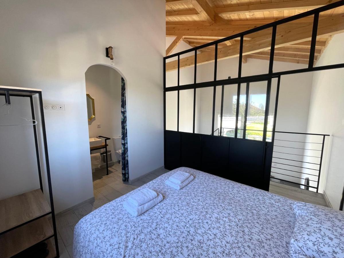 Siam Mahanakhon Appart & Spa Rieux-de-Pelleport Екстериор снимка